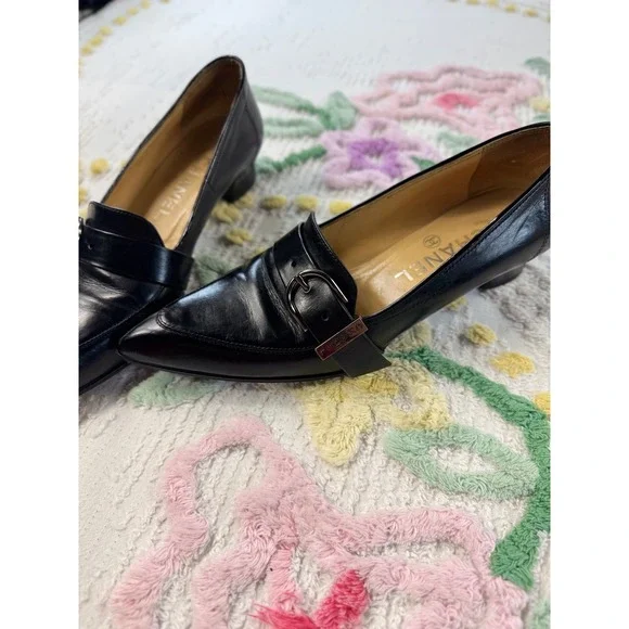 Chanel vintage Leather Pointed Toe Buckle Loafers Low Block Heel Italy 36 - Picture 7 of 10